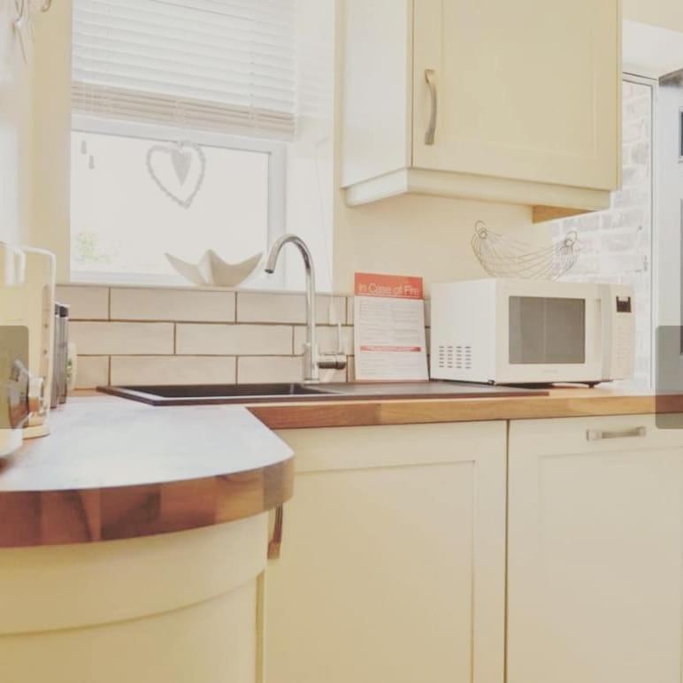 Westmoreland Cottage Weaverthorpe エクステリア 写真